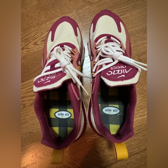 nike air max 270 react noble red team gold